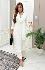 CHIKANKARI EXCLUSIVE KURTI_PENT PAIR DESIGN(WHITE)
